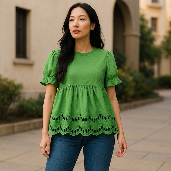 English Factory Blouse Green W/Lace Accents 💵 - Picture 1 of 3